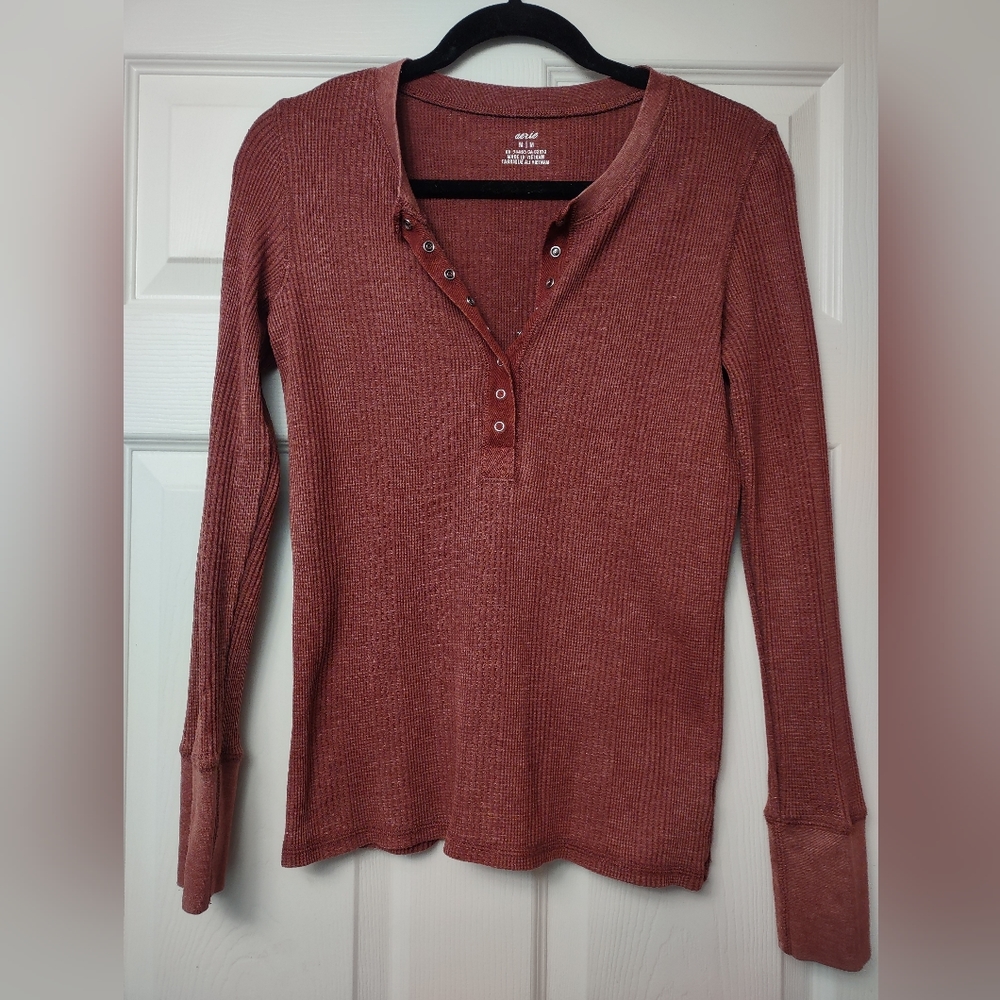 Aerie Women's Medium Long Sleeve Shirt